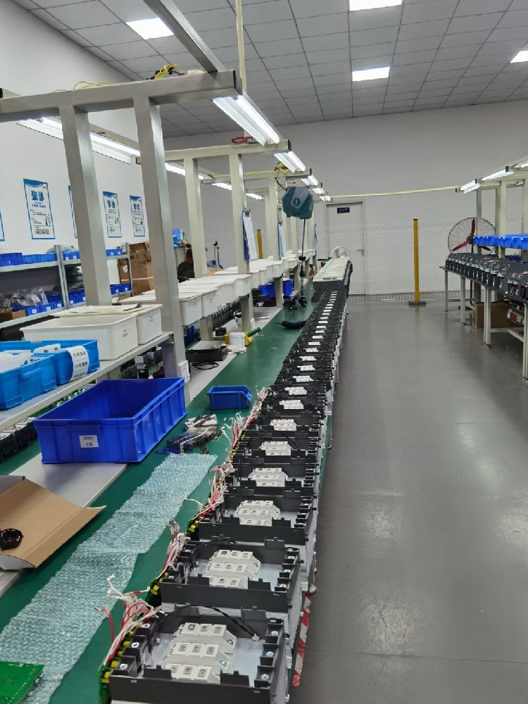 电力调解器的额定电压、额定电流和额定功率是怎样确定的？？？？