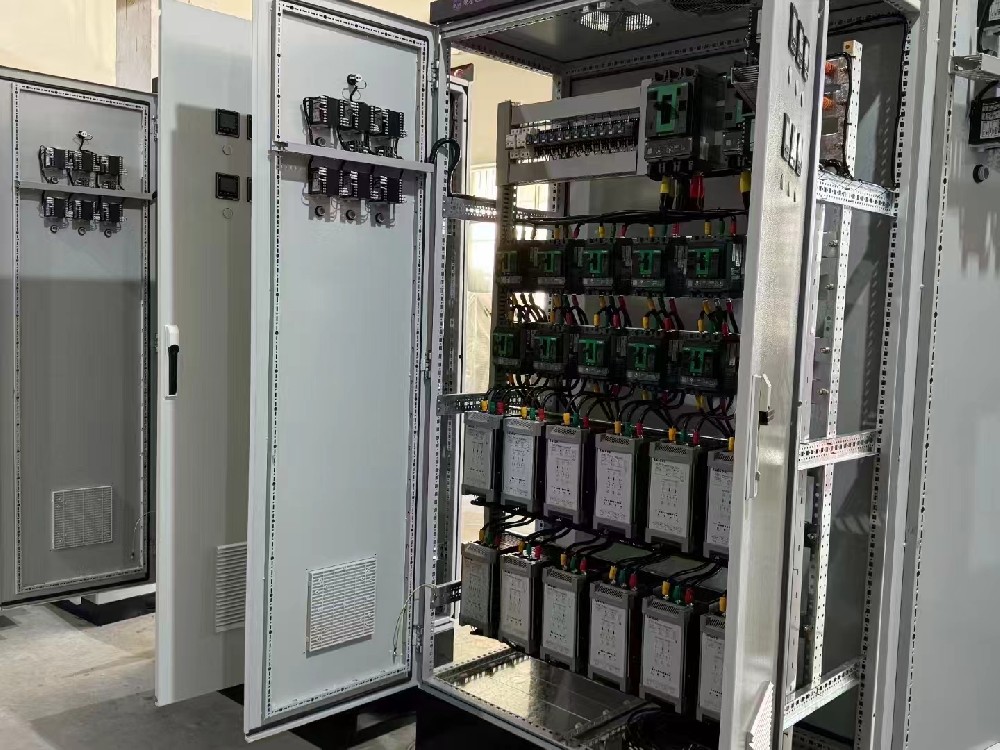 在轨道交通的供电系统中，，，，，，，电力调解器的应用有哪些奇异之处？？？？？？？