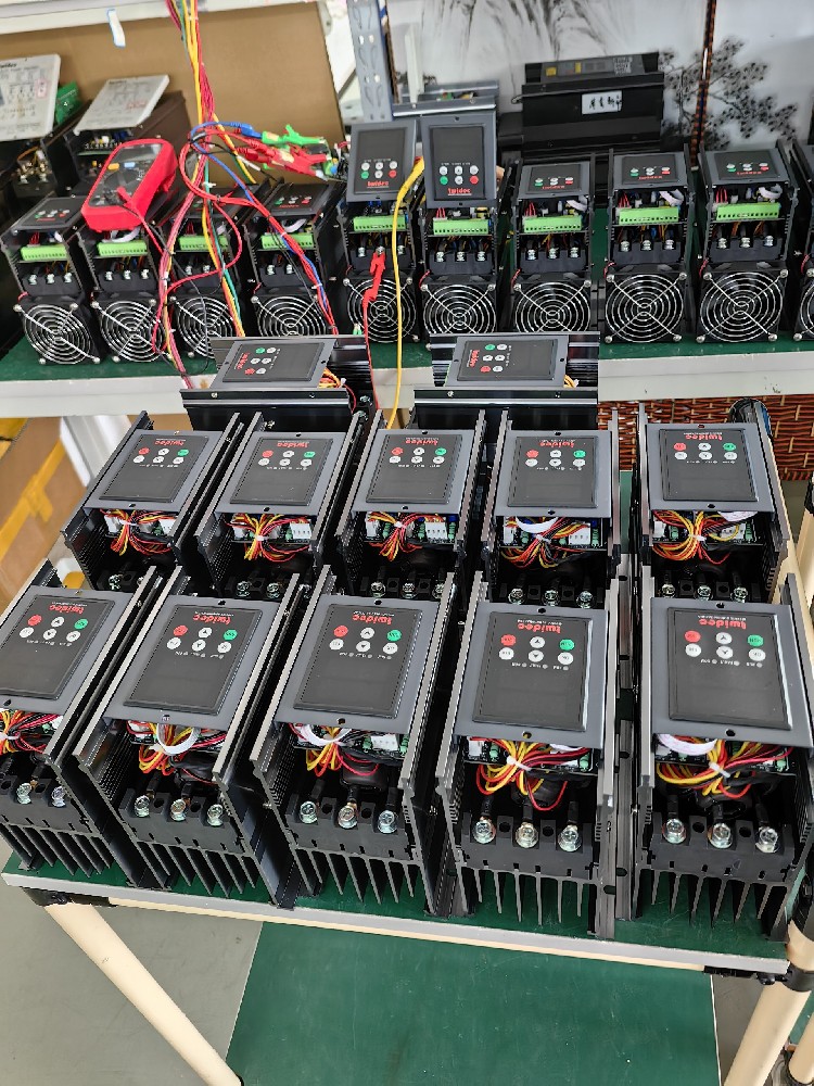 冬季情形温度过低，，，，电力调解器启动难题，，，，有什么有用的预热要领或步伐？？？